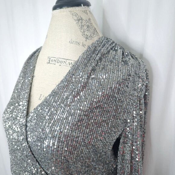Halston Silver Sequin Dress 6 Small Wrap Midi - Picture 3 of 15